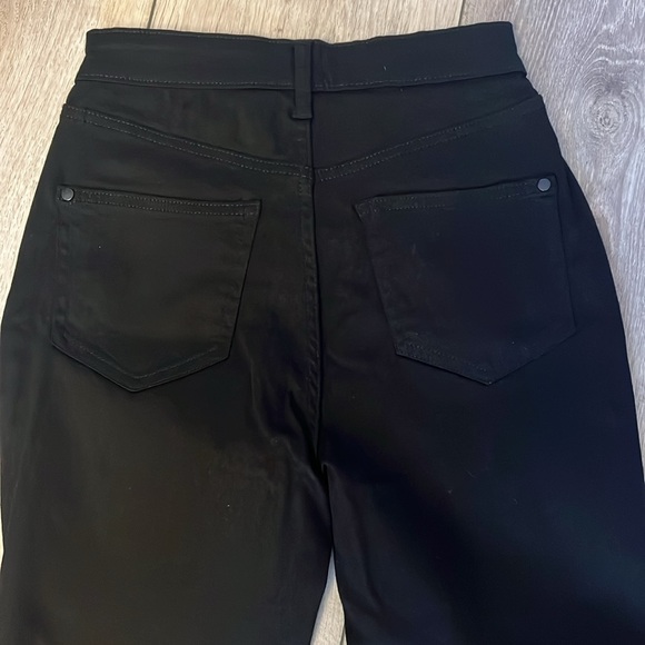 Pilcro Black Stretchy Jeggings - Picture 3 of 6